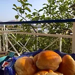 Blue Island Caterina Hotel