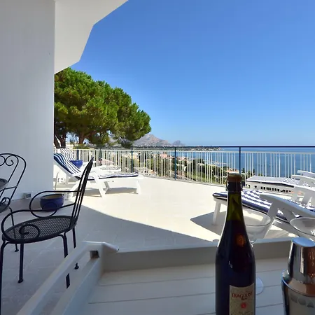 Blue Island Caterina 5*