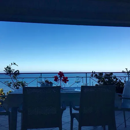 酒店 Blue Island Caterina 5*